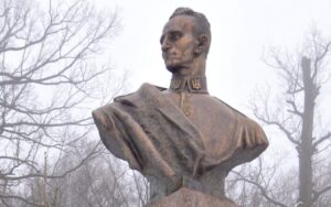 Edmonton ex-journalist admits to vandalizing monuments of Ukrainian Nazi collaborators