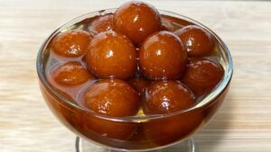 உருளைக்கிழங்கு குலாப் ஜாமூன் ரெசிபி – இந்த தீபாவளிக்கு இதை செஞ்சு பாருங்க – வித்தியாசமா சூப்பரா இருக்கும்