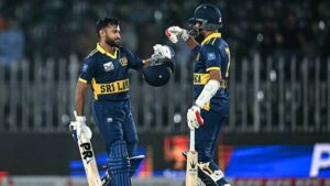 SL vs ENG: முத்தரப்பு ஒருநாள் போட்டியில் இலங்கை வரலாற்று சாதனை.. 430 ரன்கள் இலக்கை எட்டி அபாரம்
