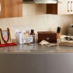 Vastu Tips: வாஸ்துப்படி ஃப்ரிட்ஜ் மேல் இந்த பொருட்களை வெக்காதீங்க.. இல்லன்னா வீட்டுல பண இழப்பு அதிகரிக்கும்..